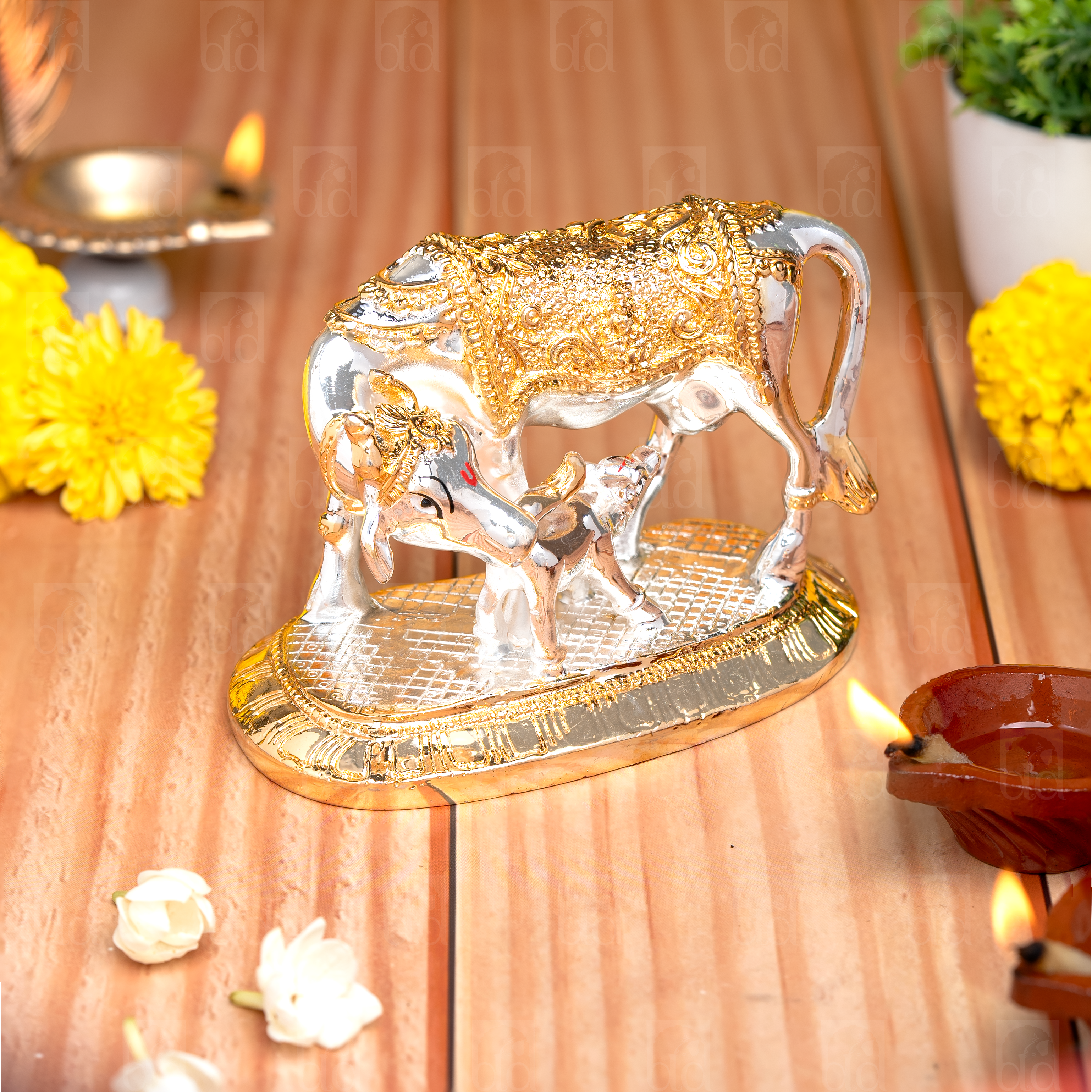 Gold & Silver Plated Vastu Kamdhenu Cow & Calf Idol-Dev DarBaar